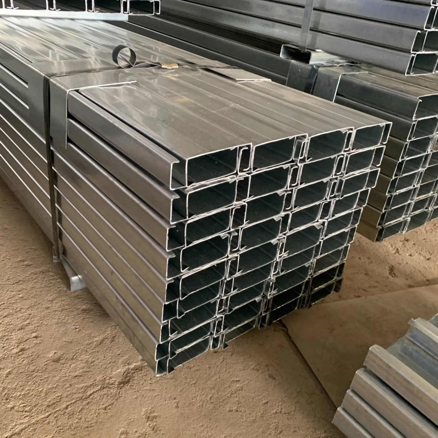 Standard Sizes of Steel Lip Channel C Section Galvanized Roof Purlins Price for Solar System