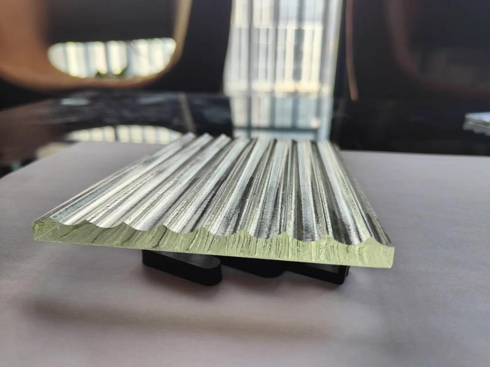 6mm 8mm 10mm Extra Clear Moru Fluted Reeded Patterned Tempered Shower Glass