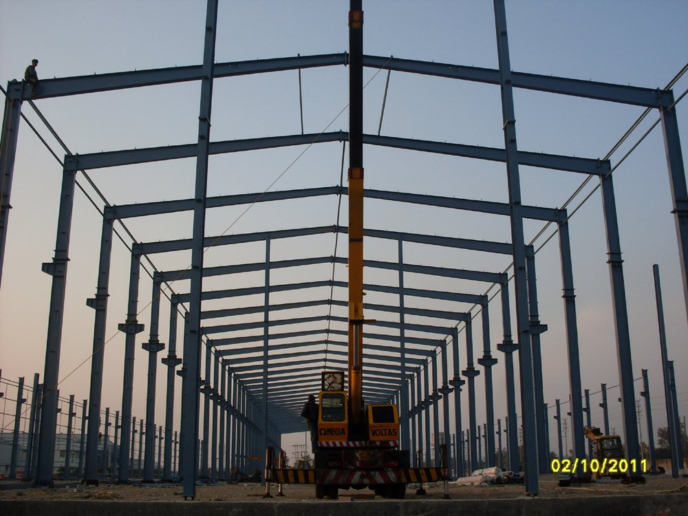 Modern Prefab Steel Structure Building Prefabricated Warehouse/Workshop/Aircraft Hangar/Office Construction Material