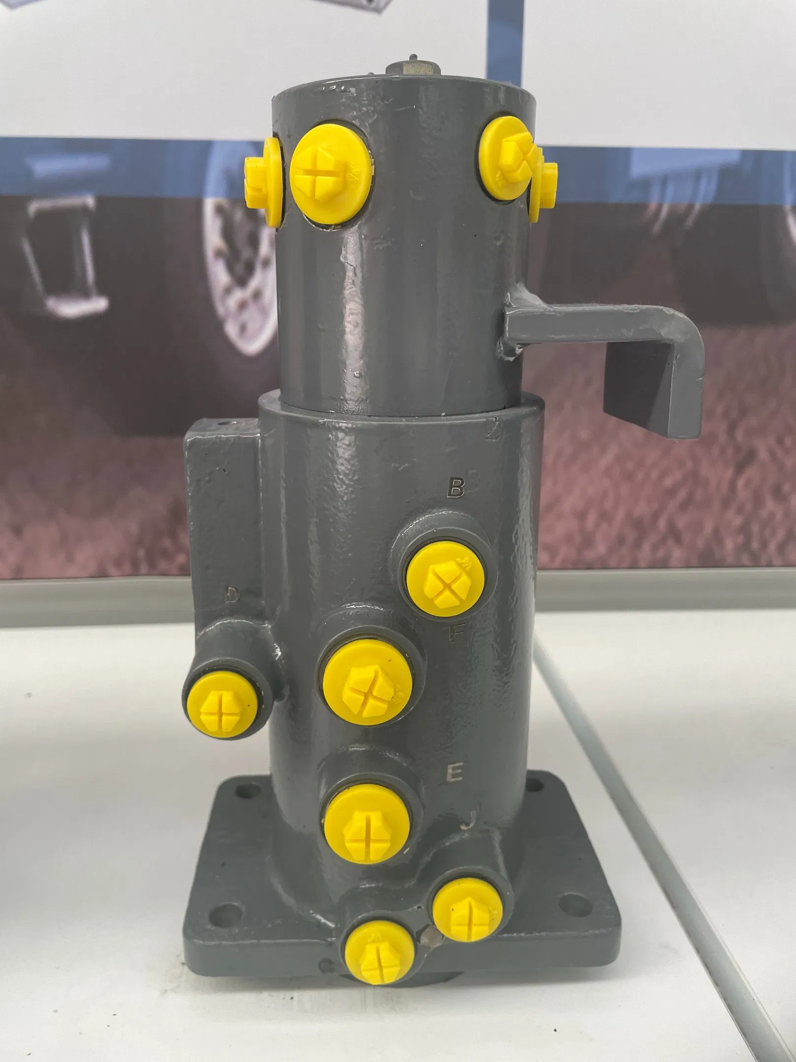 Ротационный гидравлический узел YHZ-10-6 для экскаватора