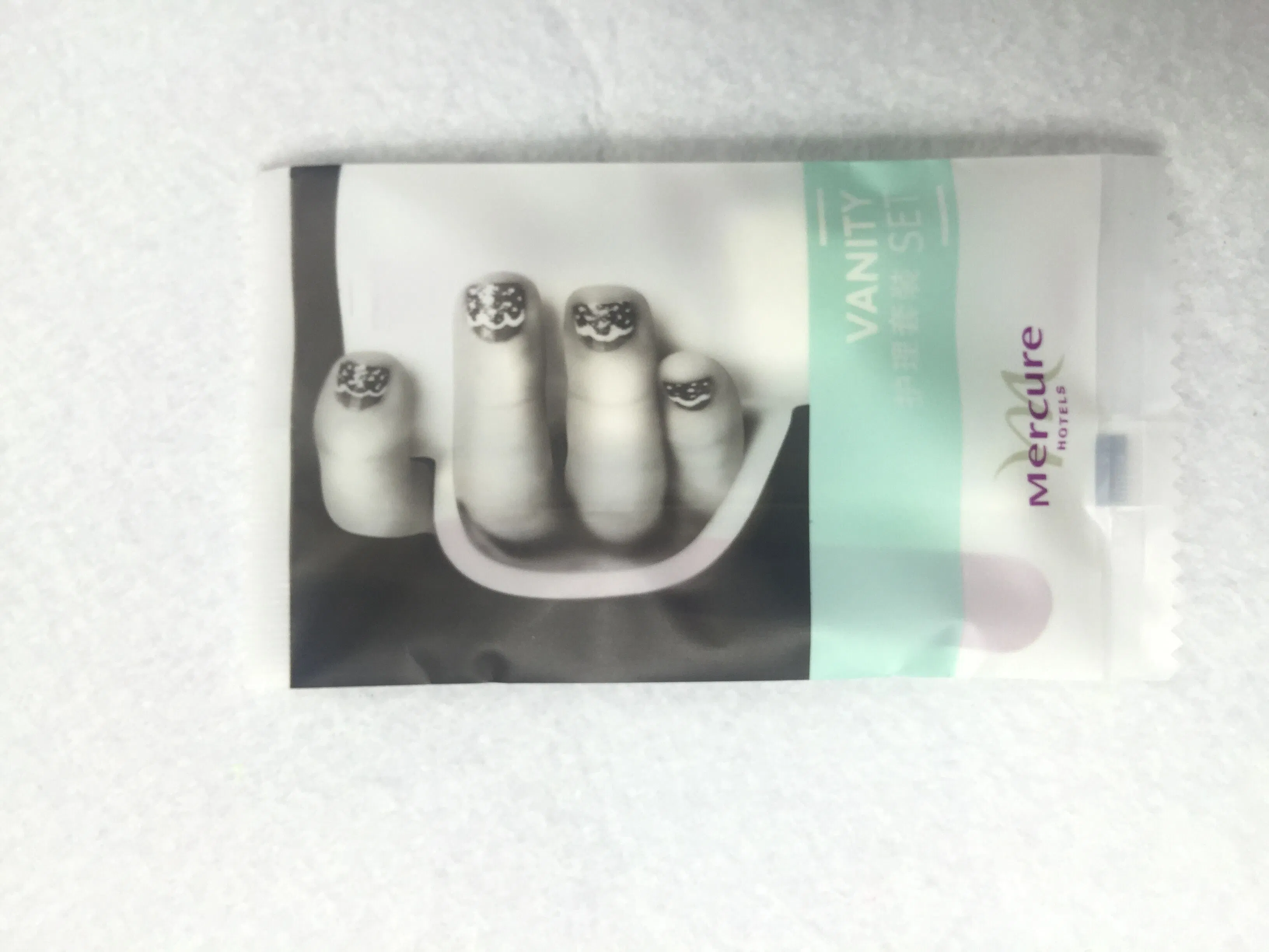 Hotel Disposable Sewing Kit in Sachet