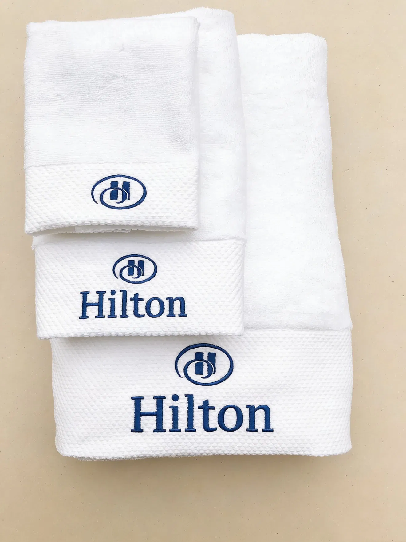 Wholesale 5 Star Luxury Bathroom 100% Cotton Linen Plain Weave Terry Hotel Bath Towel