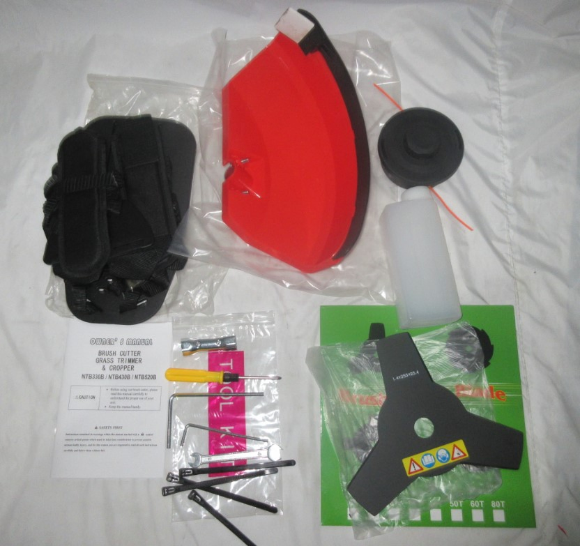 Multi-Function Rice Grass Cutting Machine 520b Gasoline 2 Stroke Engine Brush Cutter