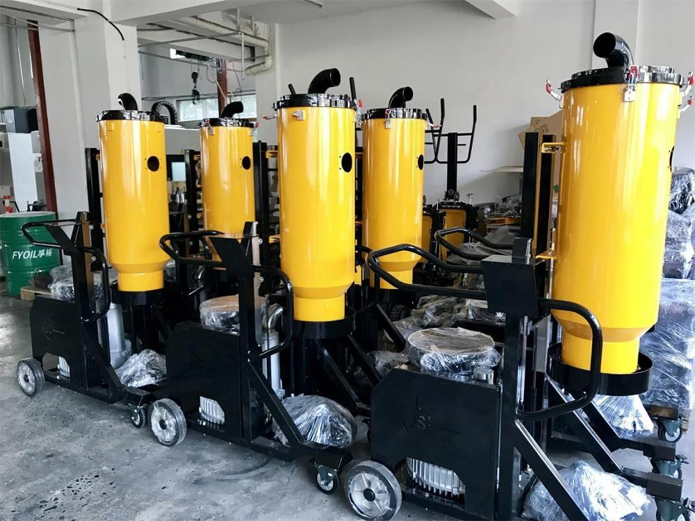 V7 Engines Concrete Floor Road Construction Machinery Vacuum Cleaner