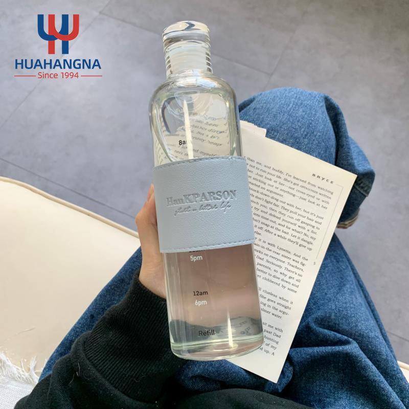 750ml 25oz Portable Custom Borosilicate Glass Water Bottle with Leather Sleeve and Time Marker