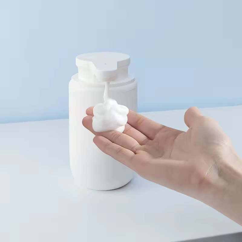 Автоматический бесконтактный дозатор мыла с сенсором