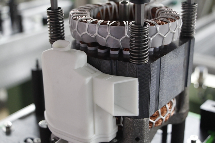 Commercial Refrigeration Parts R134A Ice Maker Compressor Adw86 220V