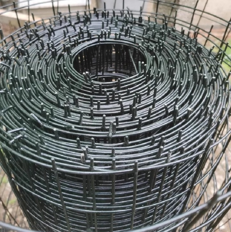 Cheap Price Poultry Farm Use Plastic Coating Poultry Metal Fence