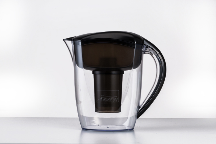 Alkaline Water Purifier Plastic Pitcher with Activated Carbon for Drinking Water