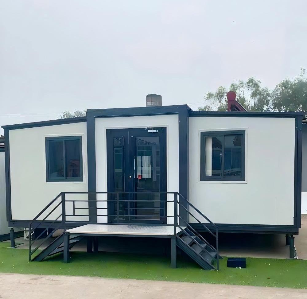 Luxury Large Space Galvanized Steel Container Full Facilities Expandable House for Residential