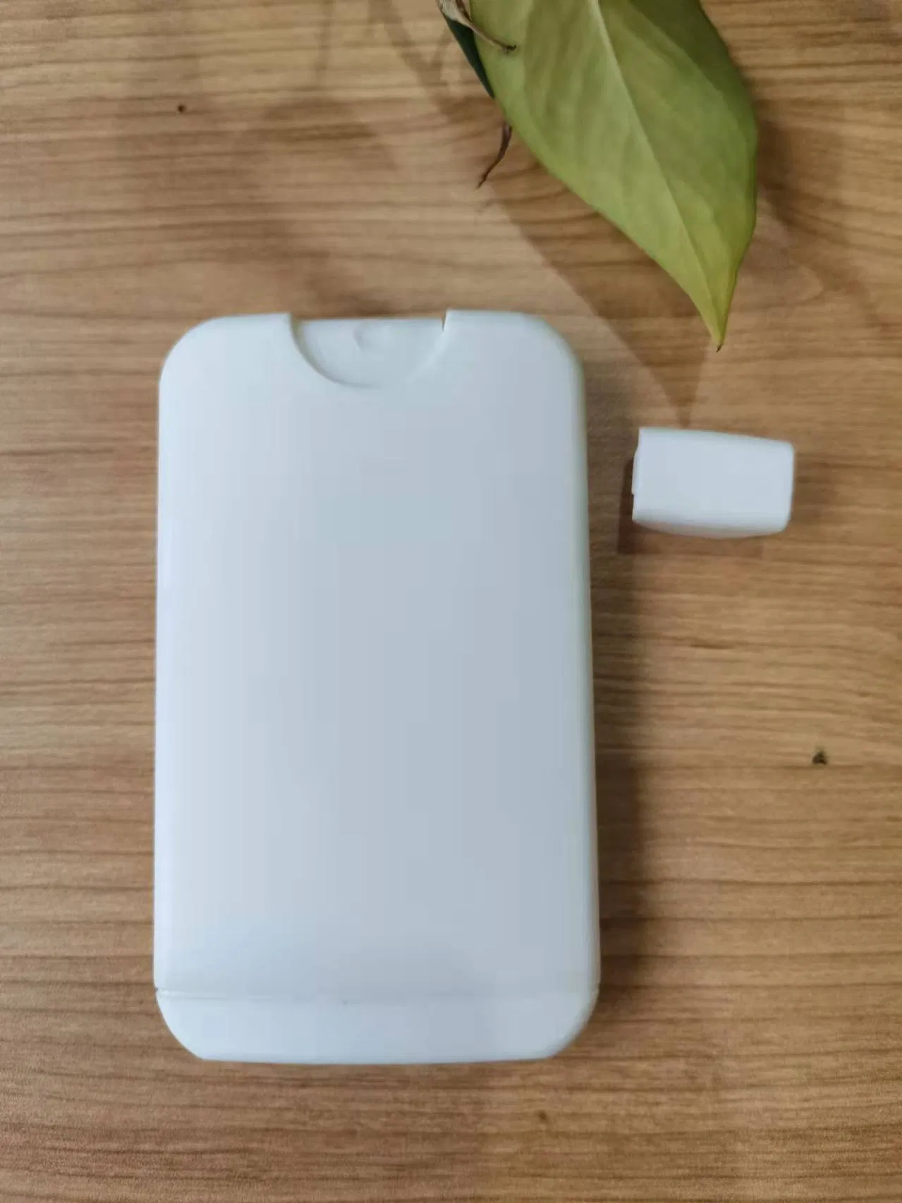 Ningbo Factory Atomizer Bottle 40ml Pocket Credit Card