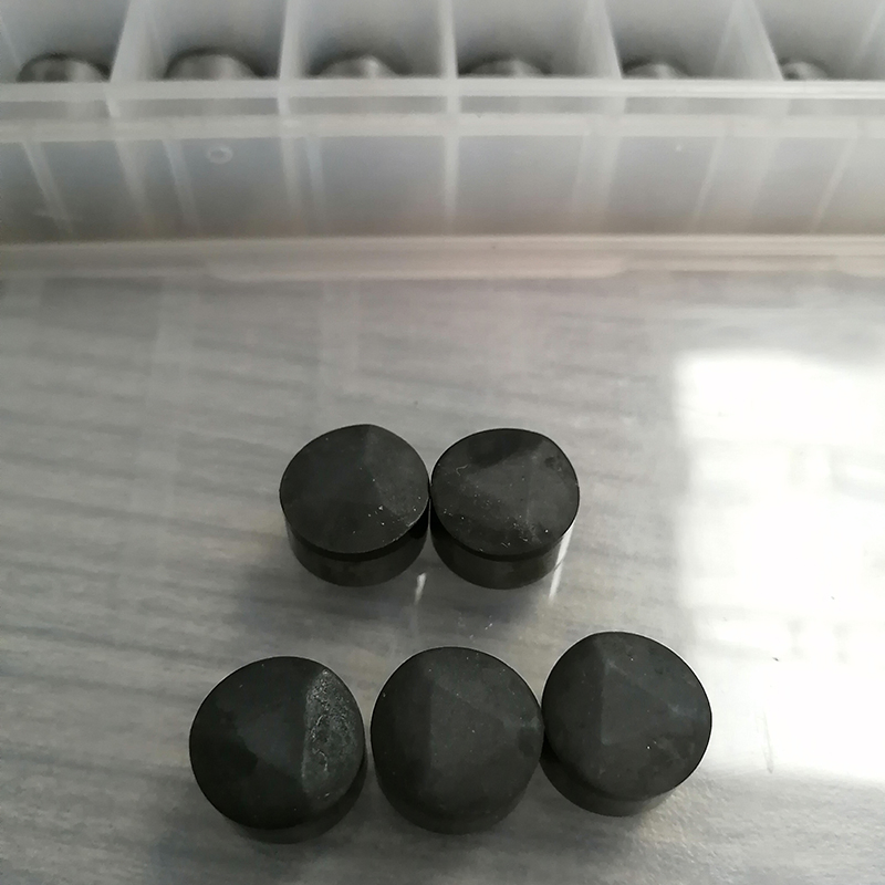 PDC-резцы для бурения 1304, 1308, 1613, 1913