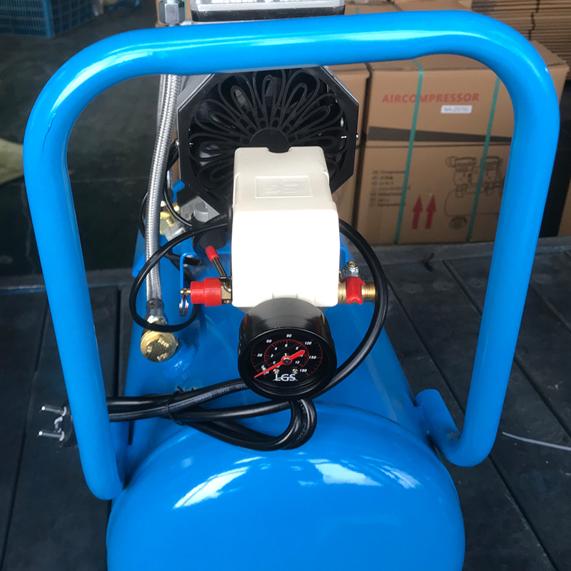 Поршневой воздушный компрессор Luogesen LGS139024, 24л, 1390Вт