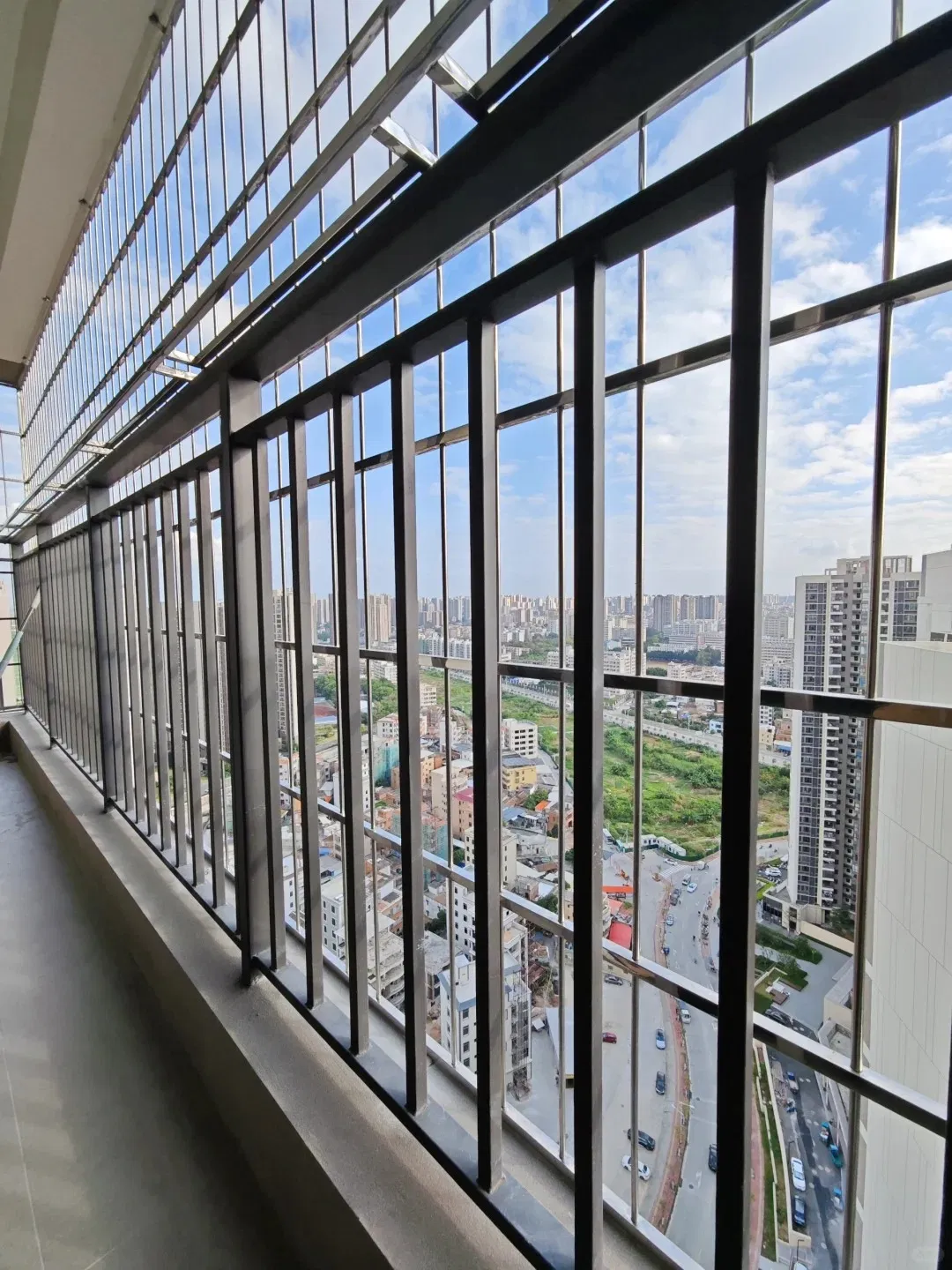 Child Safety Window Guardrail for Enhanced Home Security