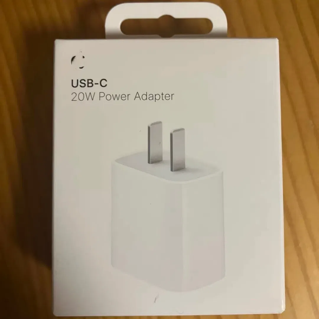 Быстрое зарядное устройство Pd20W для iPhone с кабелем