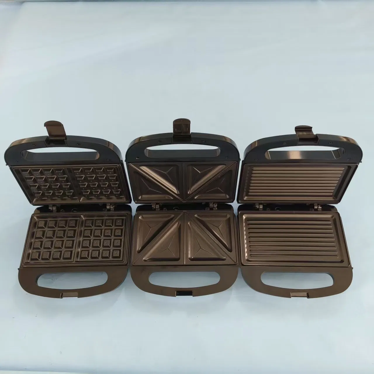 Compact Sandwich Maker Ideal for Students and Travelers