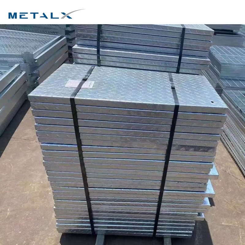 Hot Dipped Galvanized Steel Grating Cast Iron Trench Drain Grates/Grating Metal Grid Steel Deck Welded Plain Type Serrated Bar