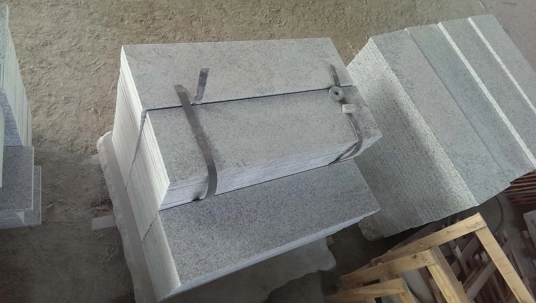 Polished Flamed Honed Sandblasted Bushammered Chiseled Basalt