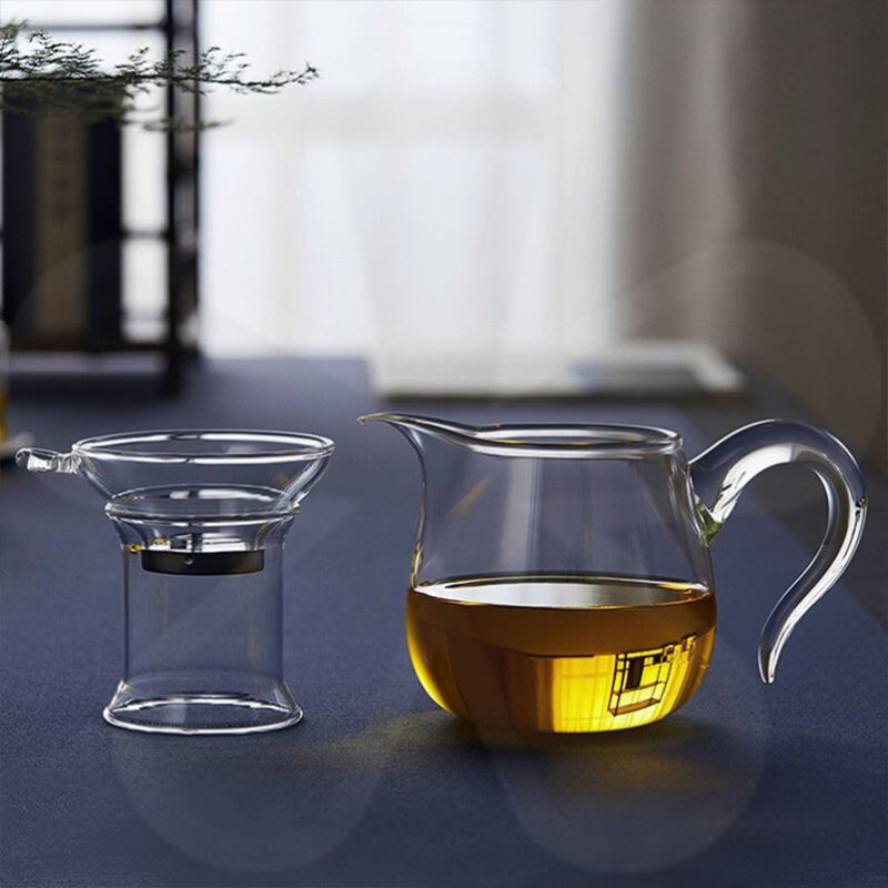 Hand-Made Mouth-Blown Heat Resistant Glass Sharing Cup
