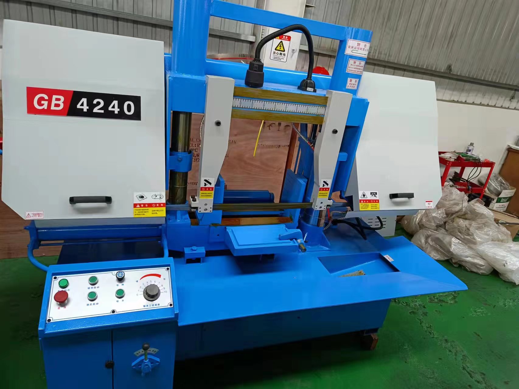 Ленточная пила по металлу автоматическая горизонтальная вертикальная