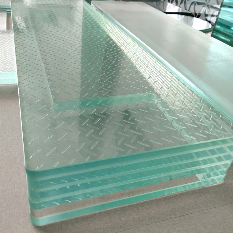 Irregular Shaped Laminated Glass for Custom Facade Design Solutions