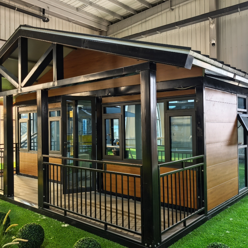 Modern Prefab Capsule Container House Mobile Folding Home Modular House Tiny Prefabricated Home Expandable House