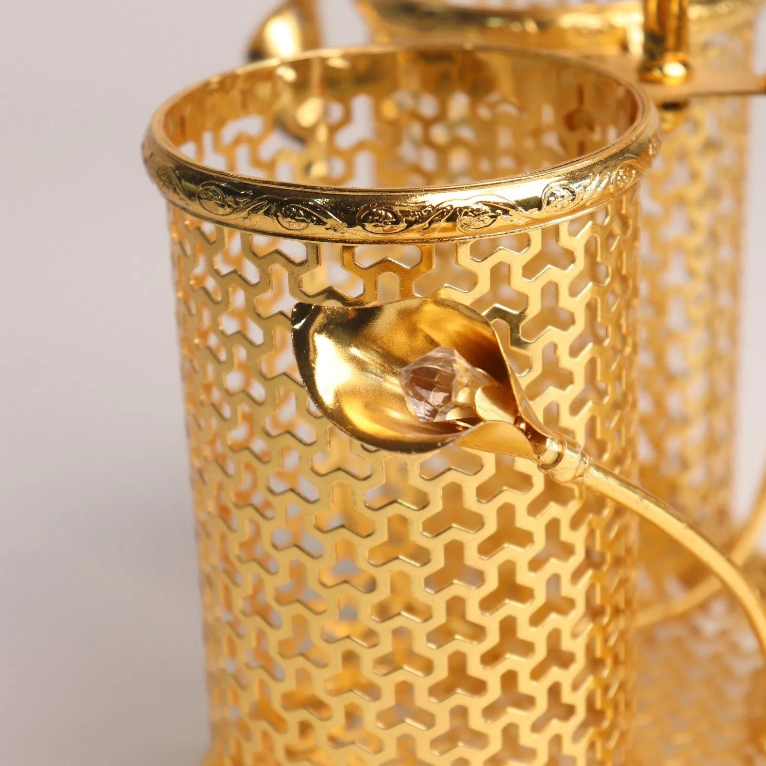 3-Tube Household Gold-Plated Iron Frame, Ceramic Tea Cup Decoration Set