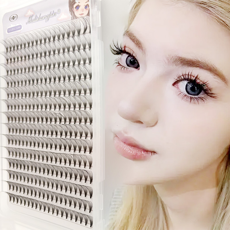 Luxurious 20p 14mm Eyelashes in Elegant Gift Box