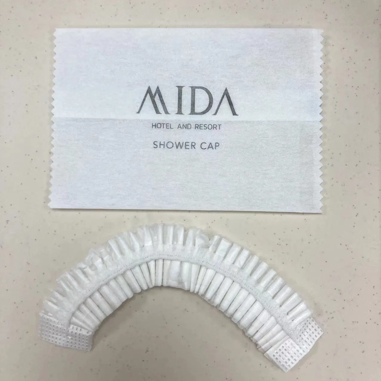 Eco-Friendly Hotel Amenities Kit Disposable Toothpaste Set in Portable Pet Wheat Straw and Plastic Hotel Toiletries