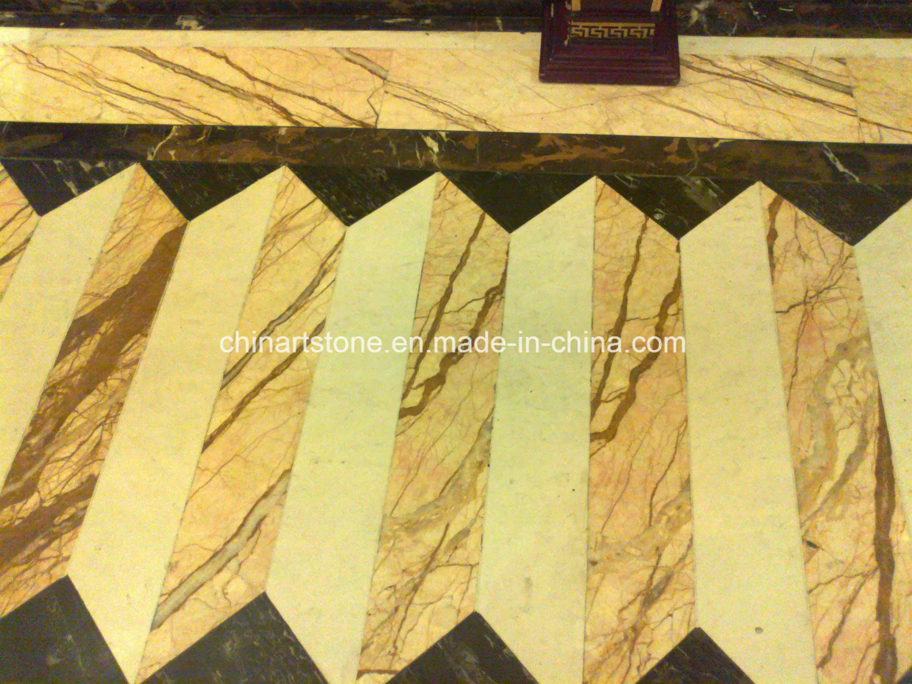 Мраморная мозаика для холла