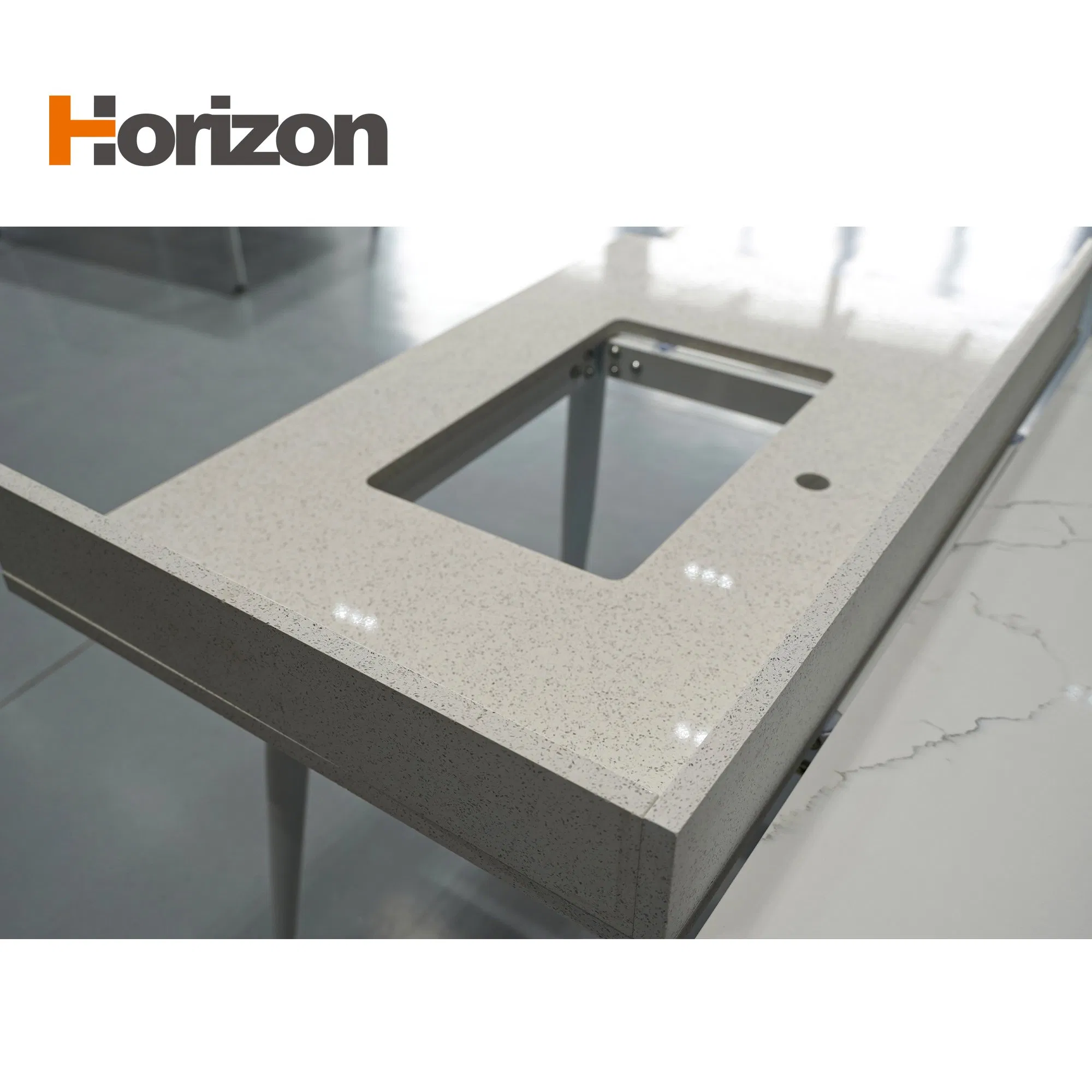 High-End Calacatta Stone Slab, Optimized for Color Retention in Kitchen and Bath.