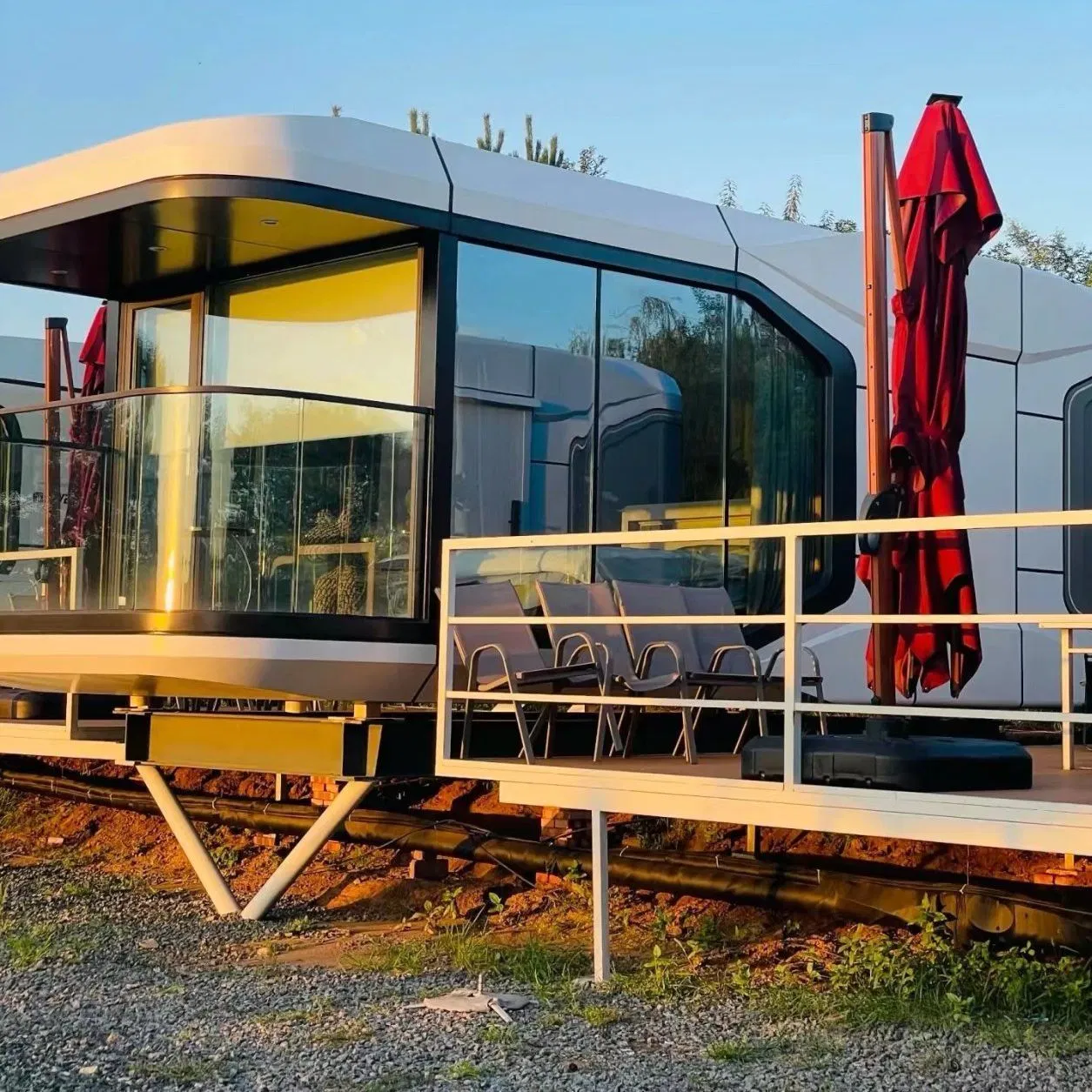 Mobile Cabin Pod Ready Made Steel Design Modular Portable Living Capsule House