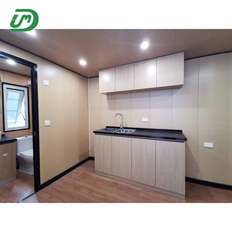 Outdoor Modern 40FT Prefab Tiny Mobile Container Office Pod Apple Cabin Hotel