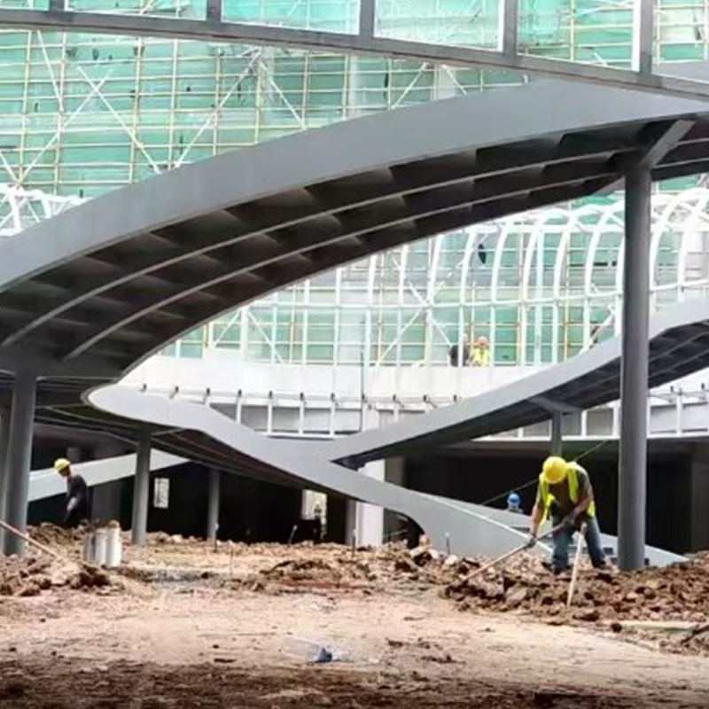 Manufacturer Produces Outdoor Steel Structure Staircase