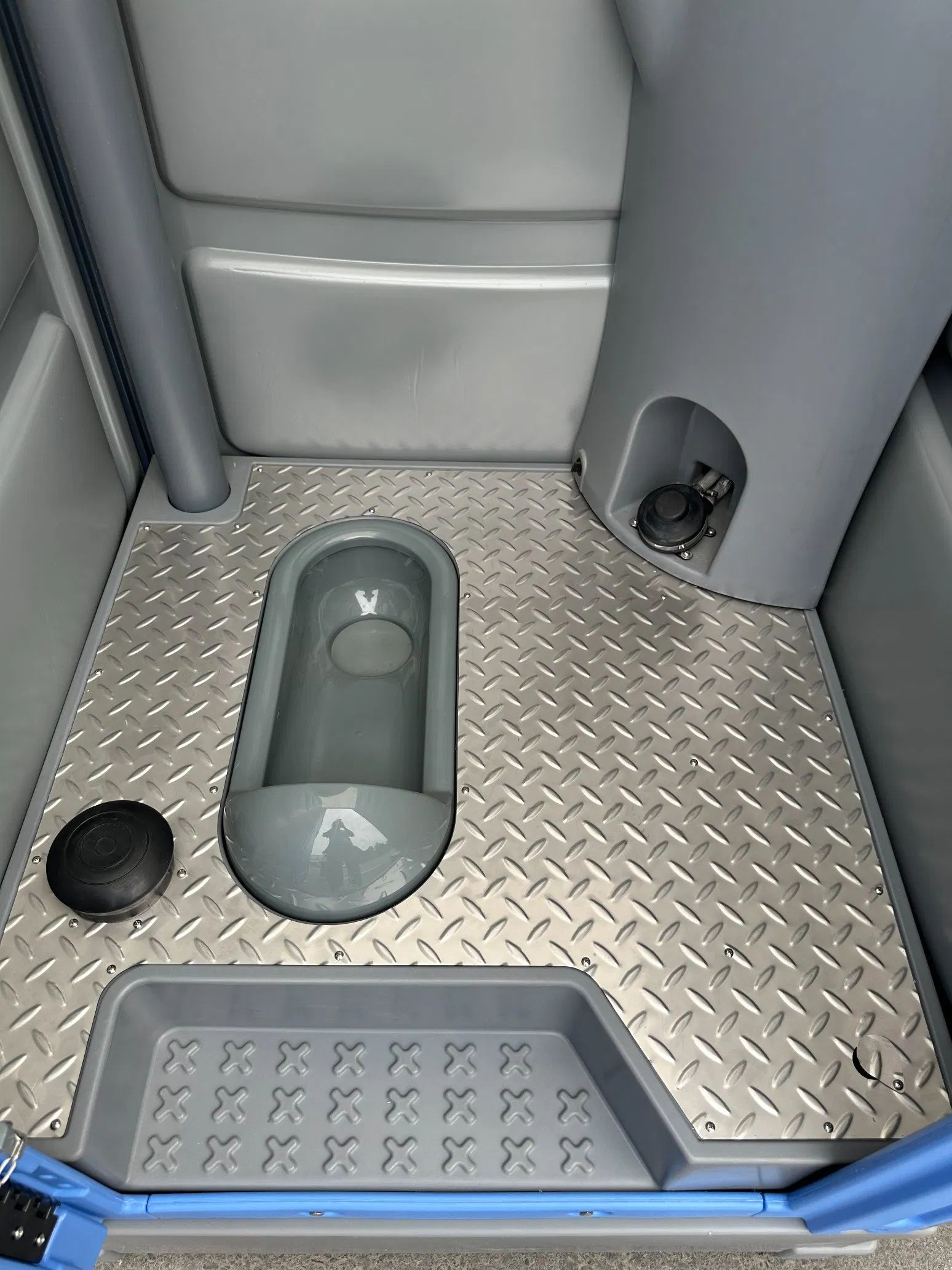 H9 Portability Plastic Toilets Prefab Modular Mobile Toilets Cabin for Outdoors
