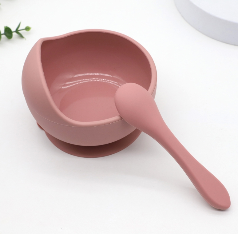 Colorful and Adorable Silicone Bowl for Little Children Kitchenware Baby Food Grade Silicone Bowl Baby Feeding Bowl