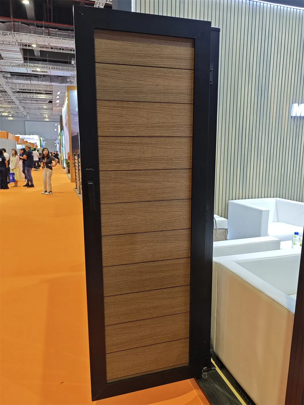 UV Resistant Wood Grain on Both Sides Co-Extrusion 8 Color WPC Doors