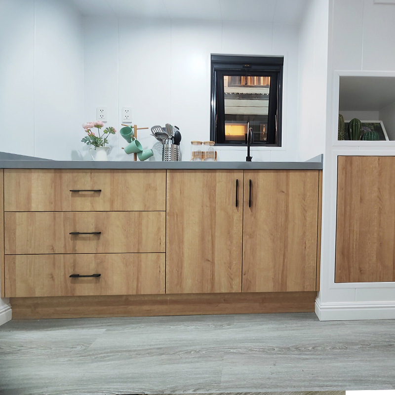 Prefabricated Mini Modular Homes Tiny House on Wheels with Steel Structure