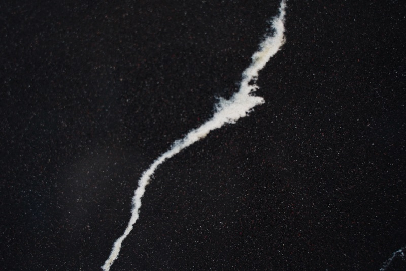 Horizon Quartz Stone Slabs for Countertops Calacatta Maquina Black