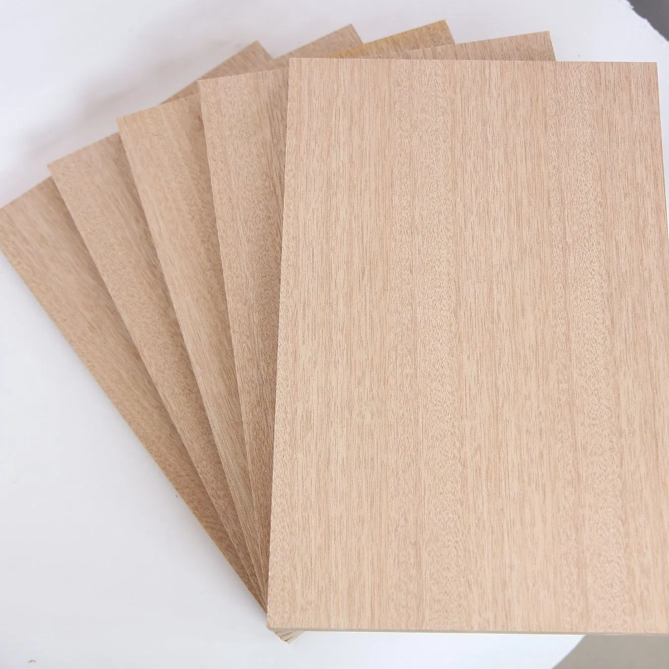 Poplar, Pine or Hardwood Teak, Commercial MDF Veneer for Furniture