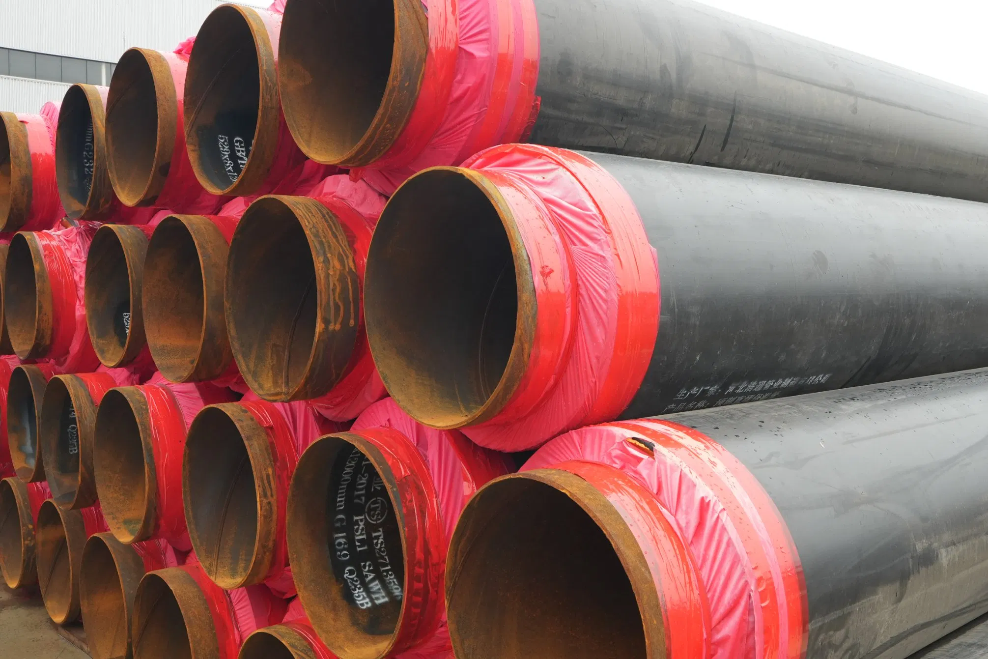 Prefabricated Insulated Steel Pipe with Polyurethane Foam for Underground Installation