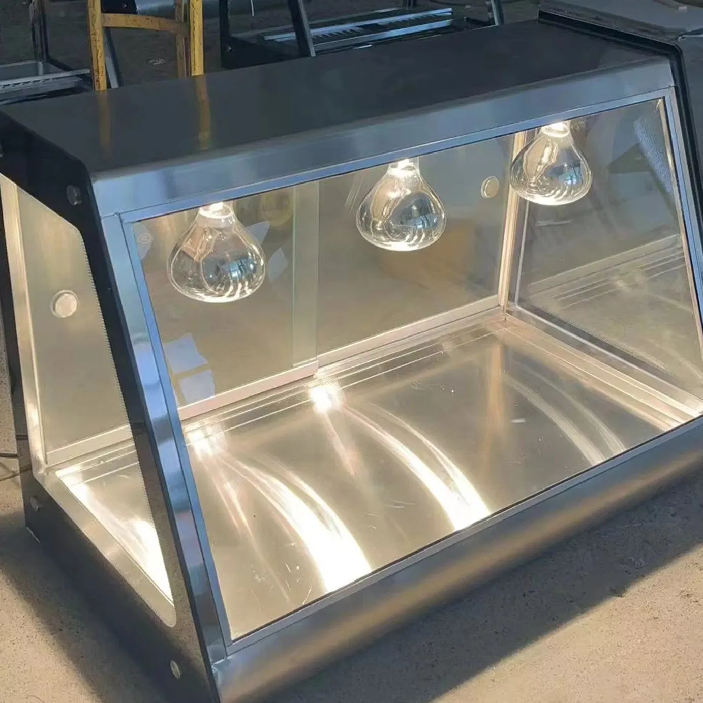 Custom Logo and Size Food Warming Display Cabinet Available From Professional Manufacturer