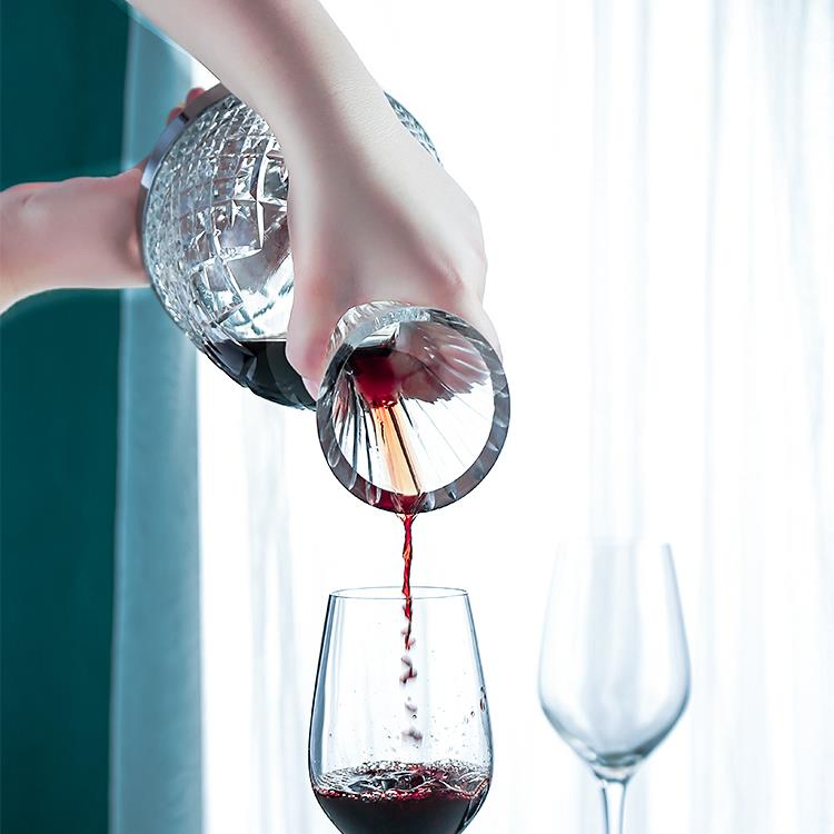 Crystal Glass Wine Measuring Pitcher Decanter Glass Wine Decanter with Gift Box
