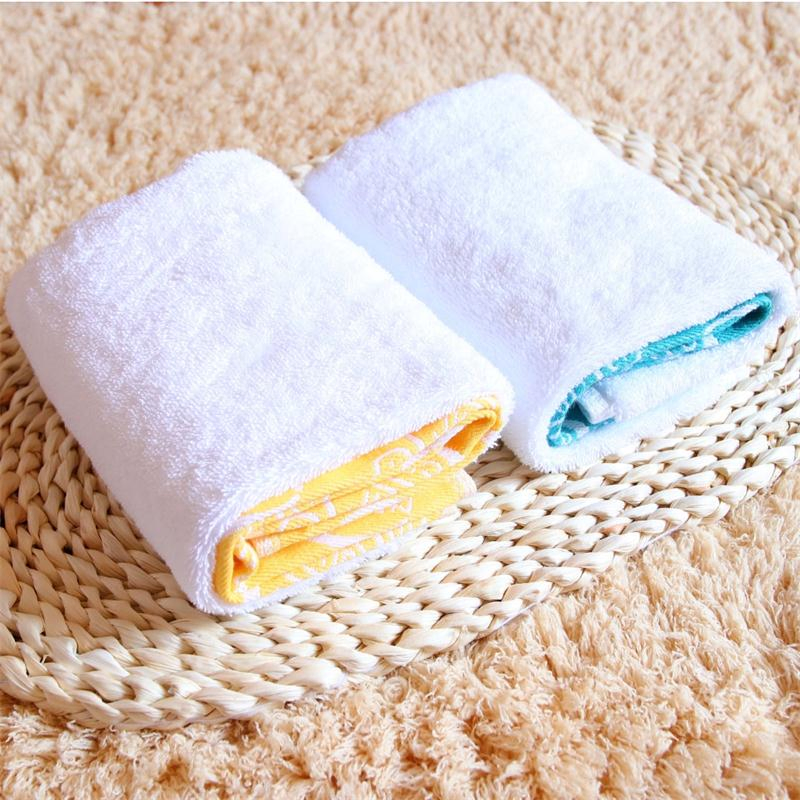 China Custom Logo Hotel Simple and Comfortable Bath Towel