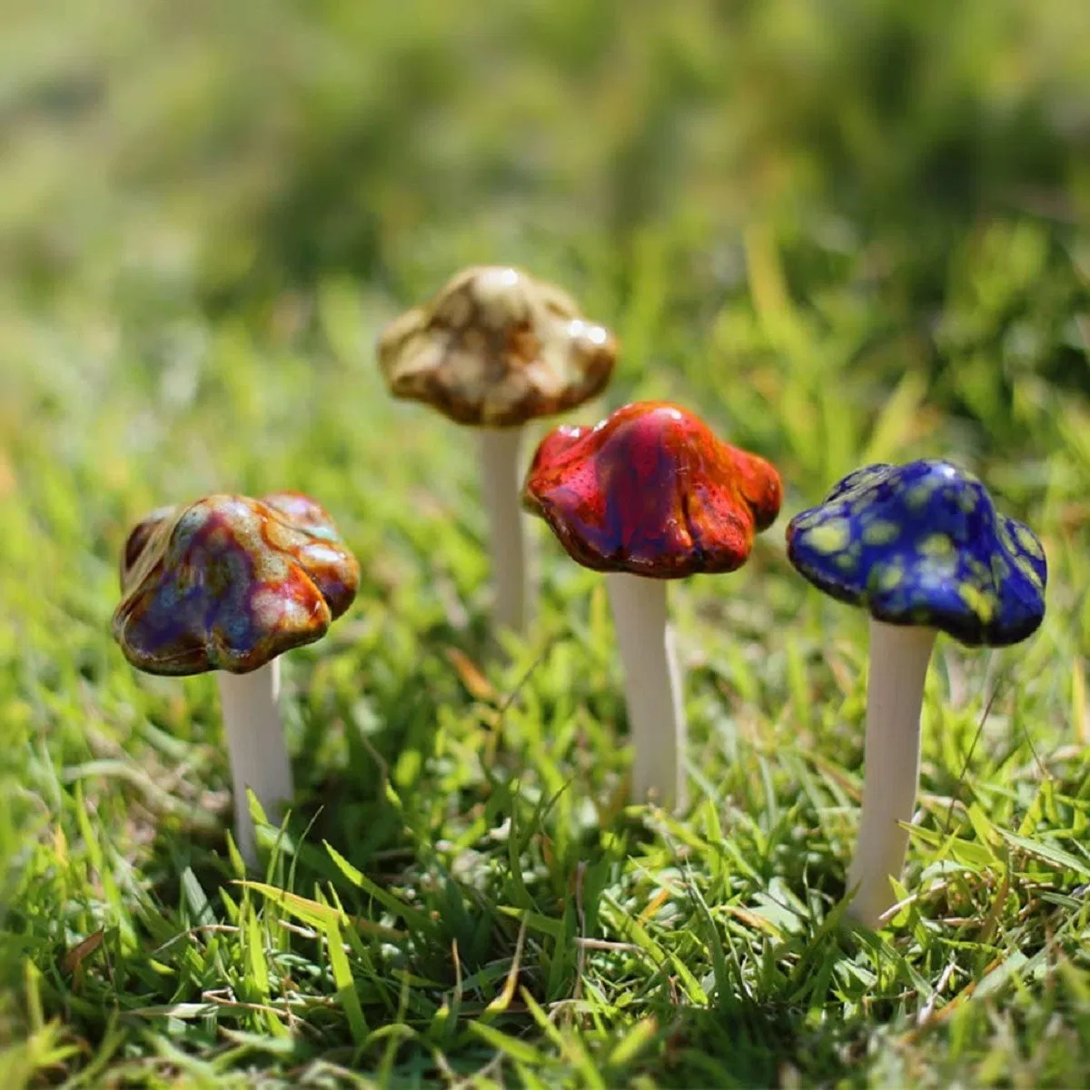 Stylish Mushroom Garden Ornament to Brighten Your Landscape