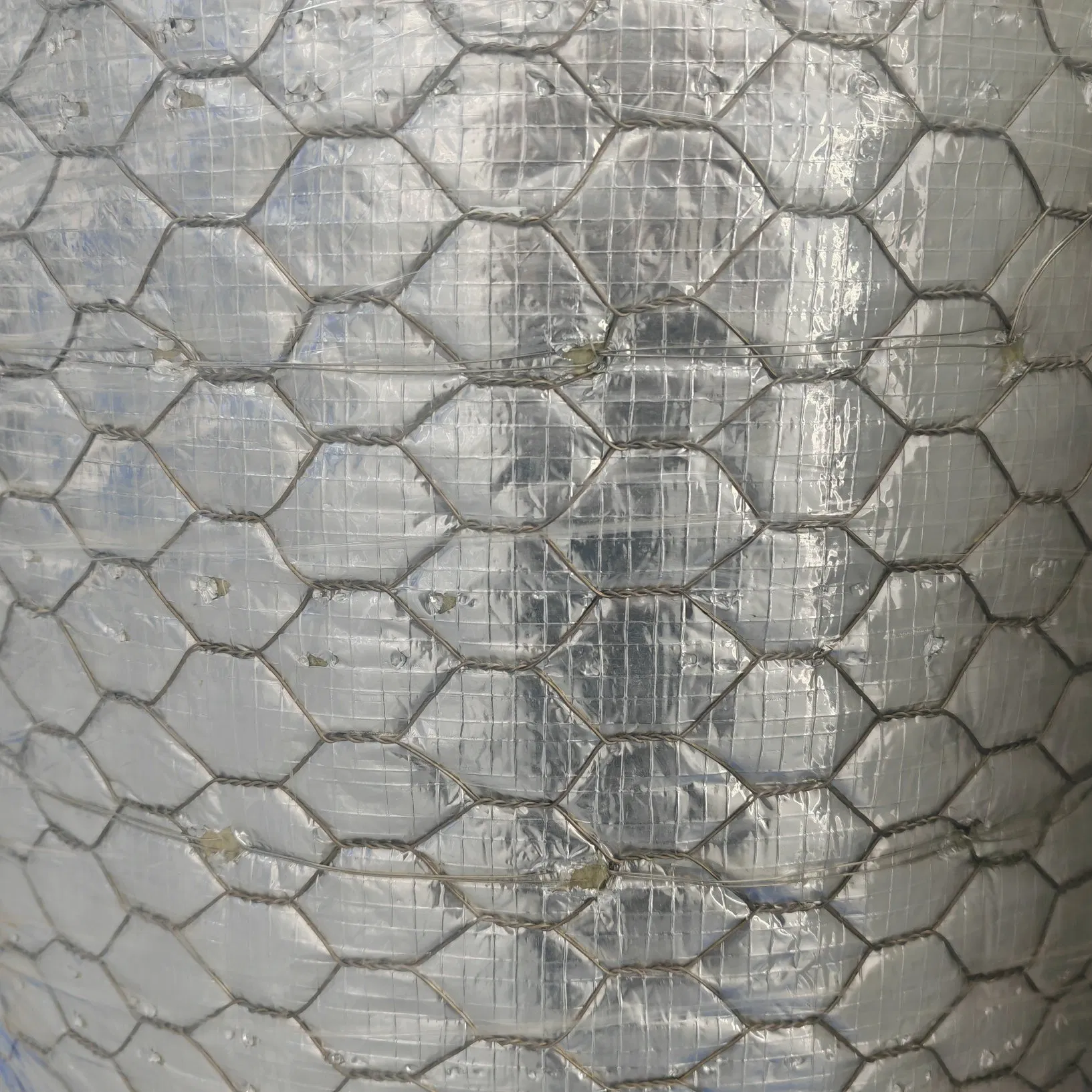 Mineral Wool Roll with Foil Section for Steam Pipe Insulation in Industry