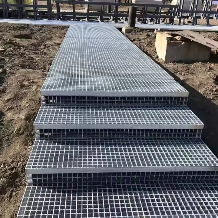 Premium Stainless Steel Floor Drain Grate for Outdoor Walkways