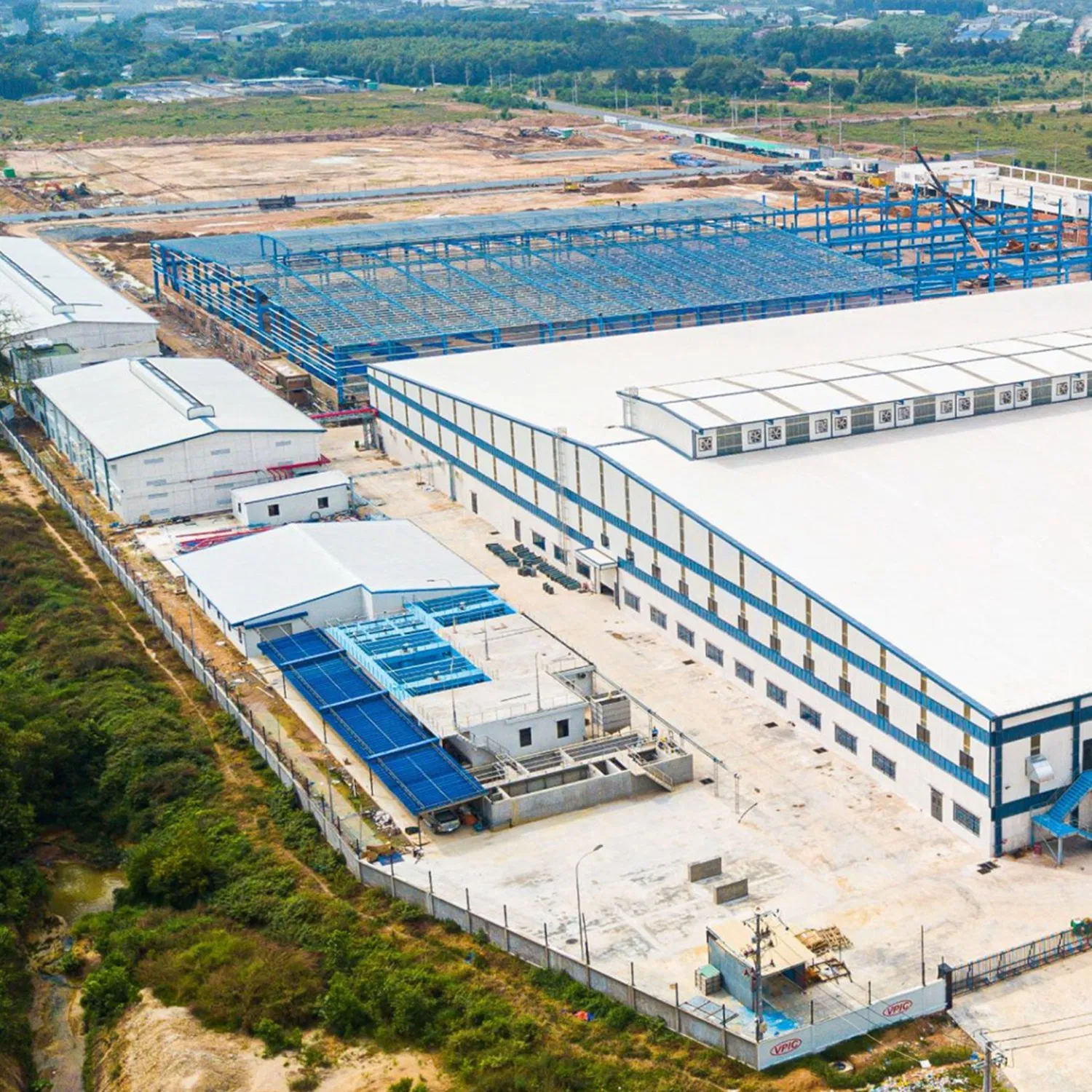 Modern Design Steel Structure Workshop Fabricated Large Warehouse Popular in Africa