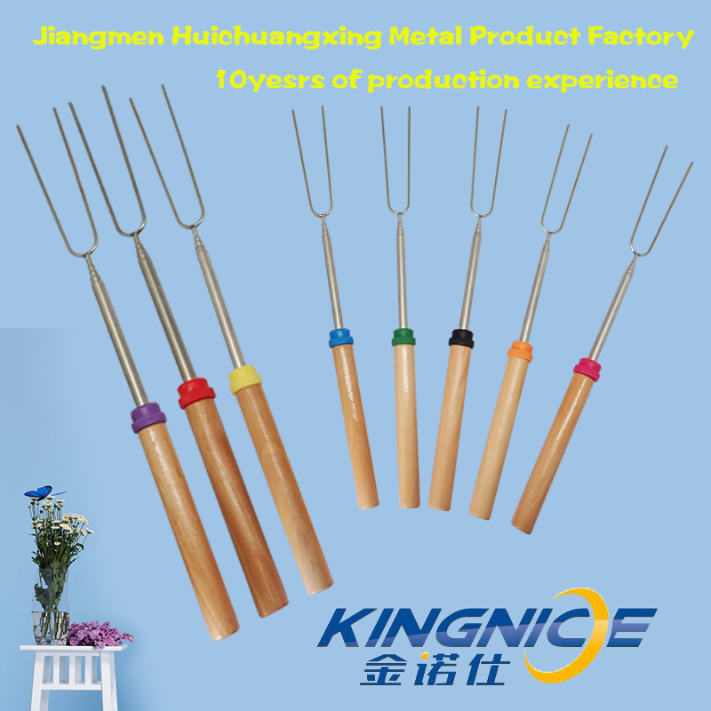 Amazon Hot Sale Wooden Handle Telescopic Marshmallow Roasting Sticks