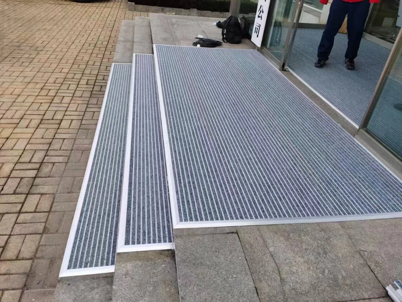 11mm Commercial Heavy Dust Removal Hotel Entrance Indoor Aluminum Alloy Recessed Metal Anti Slip Mat